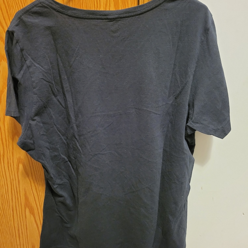Los Angeles Kings v-neck shirt XXL Fanatics NWOT - Picture 2 of 3